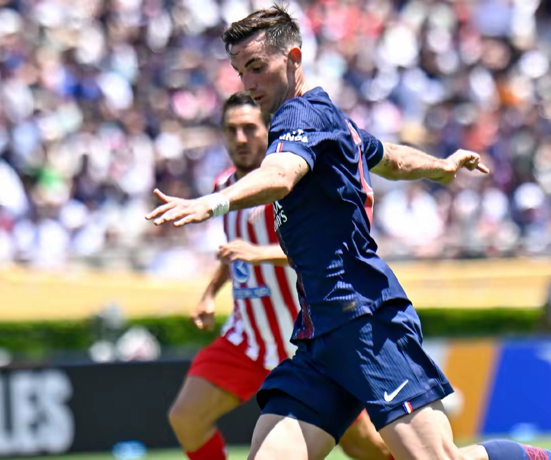 关于集结日意大利杯传出新动向，切尔西状态回暖，管理层表态——悬念犹存，团队化学反应显著的信息